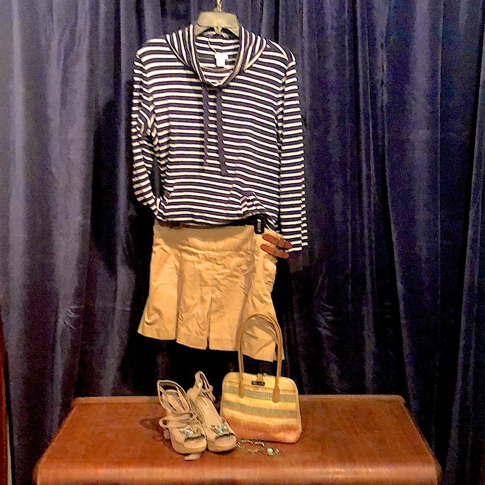 Ralph Lauren khaki pleated tennis/cheer style skirt with real leather buckles